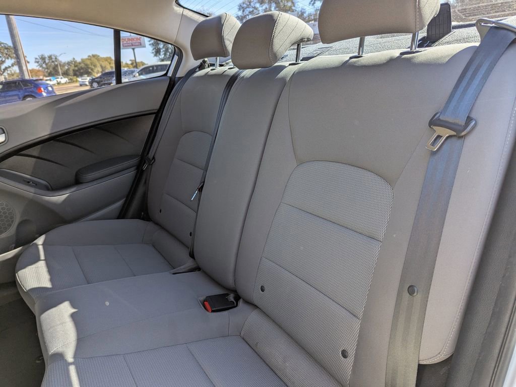 Used 2018 Kia Forte LX w/ LX Rear Camera Package image 14