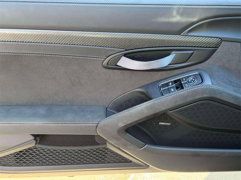 Used 2024 Porsche 718 Cayman GT4 RS image 15