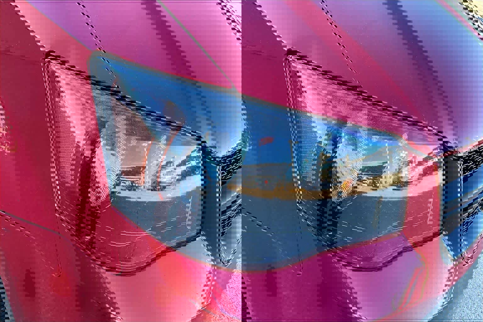 Used 2016 Dodge Grand Caravan SE image 25