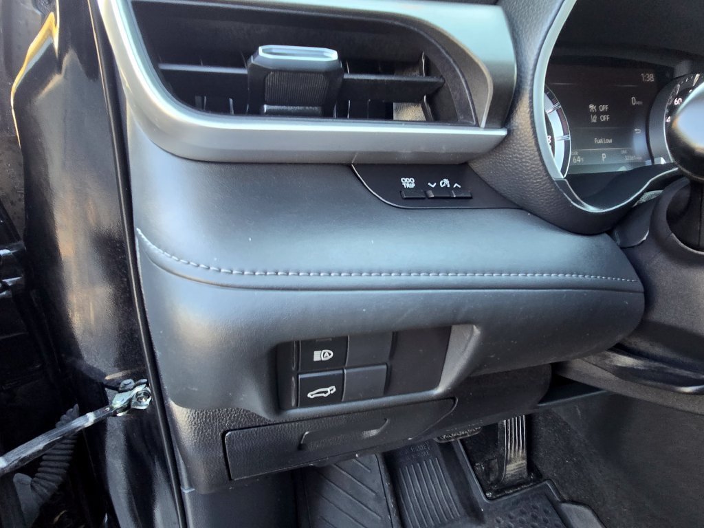 Certified 2022 Toyota Highlander XLE AWD/4WD image 20