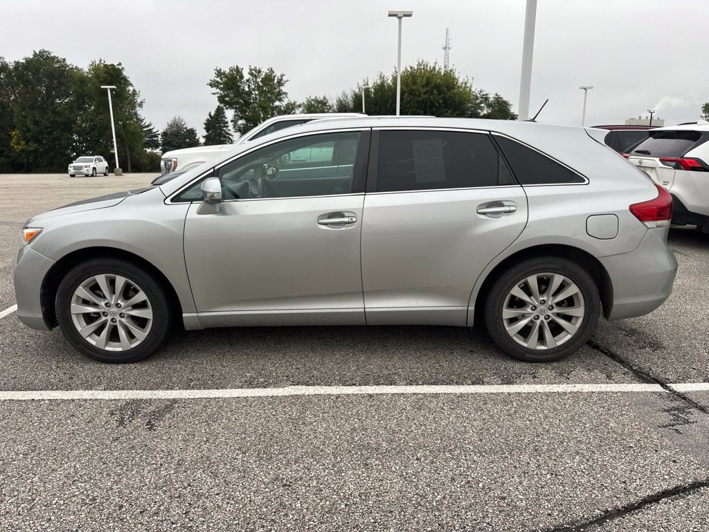 Used 2015 Toyota Venza XLE w/ XLE Premium Package AWD/4WD image 2