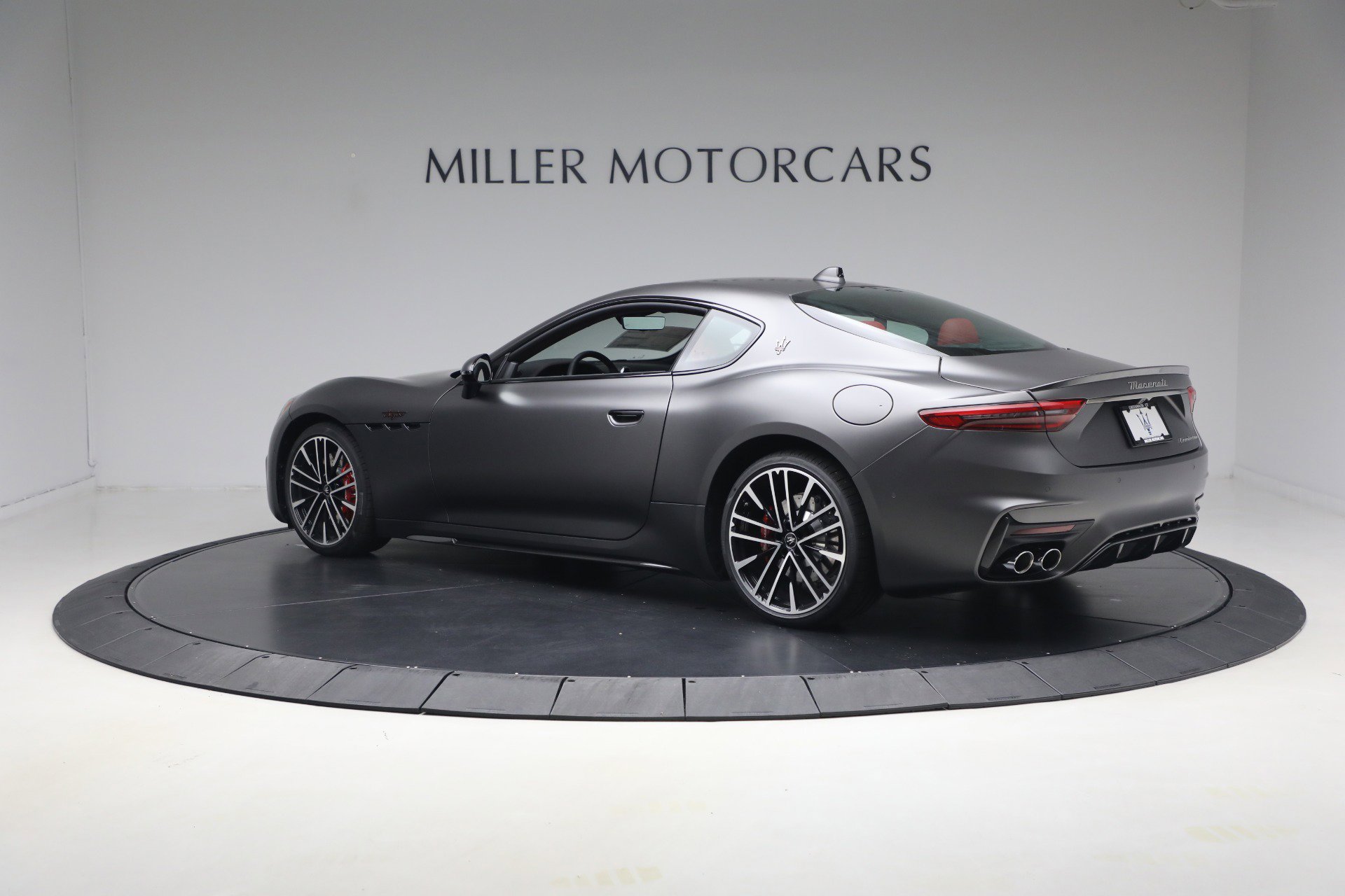 New 2026 Maserati GranTurismo Trofeo AWD/4WD image 4