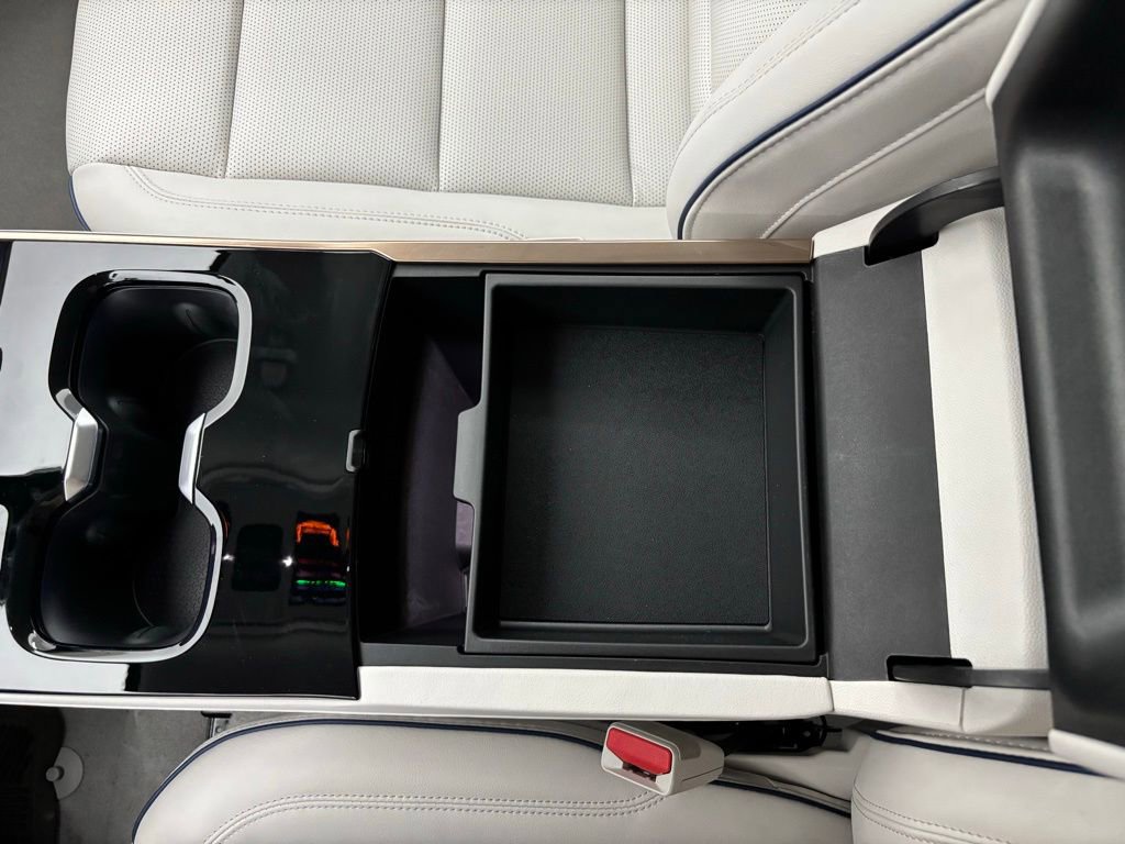 New 2026 Buick Enclave Avenir image 36