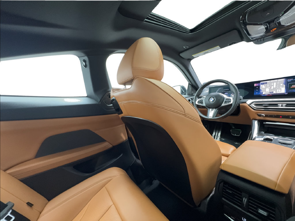 Used 2024 BMW M440i Coupe RWD image 40