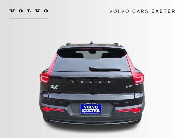 New 2026 Volvo XC40 B5 Plus AWD/4WD image 6
