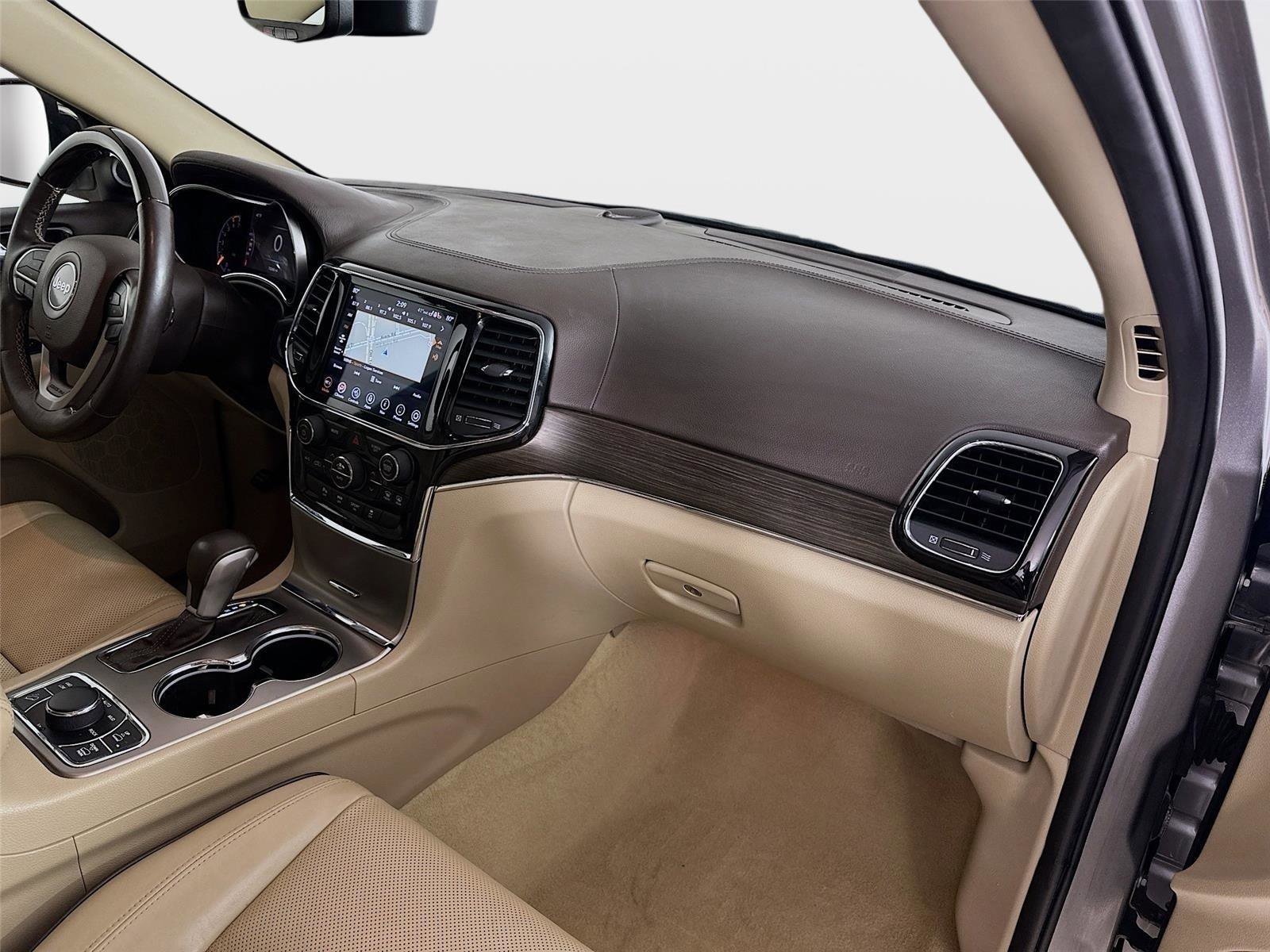 Used 2021 Jeep Grand Cherokee Overland image 39