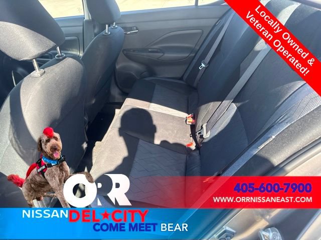 Used 2025 Nissan Versa SV FWD image 11