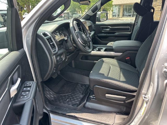 New 2026 RAM 1500 Big Horn w/ Night Edition AWD/4WD image 9