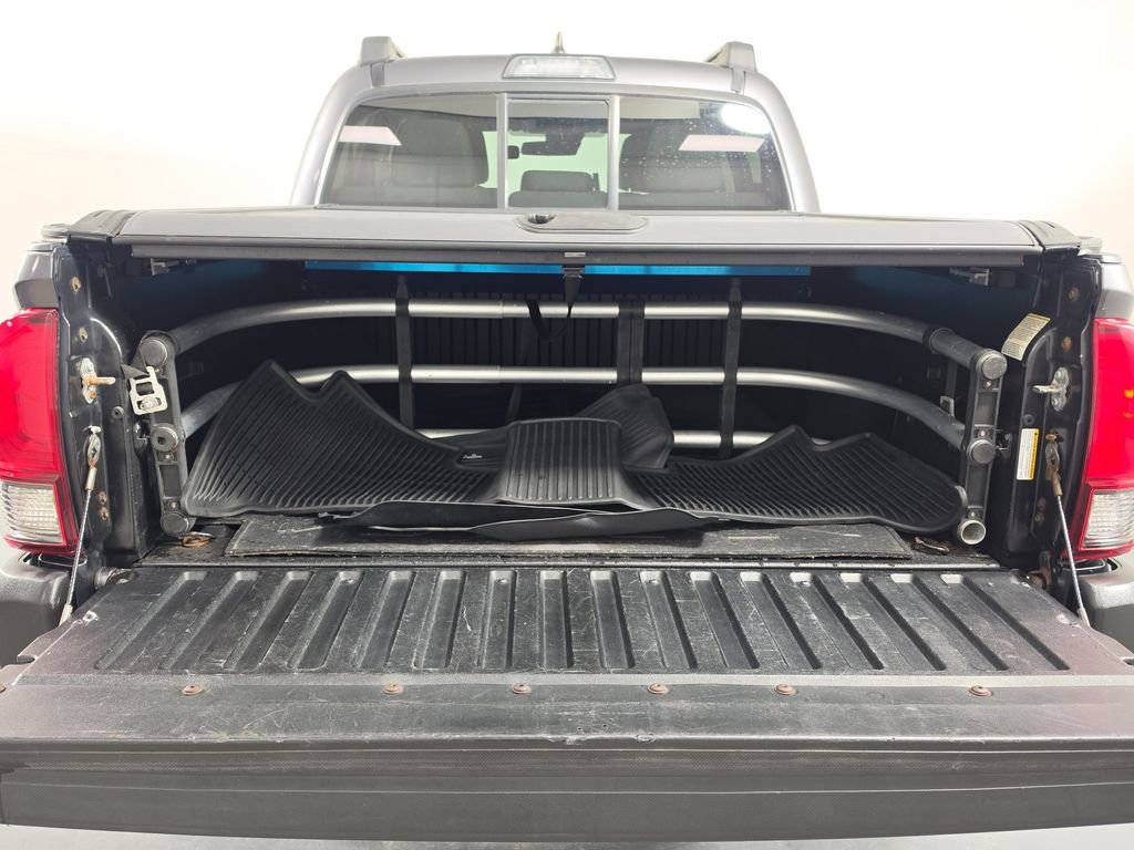Used 2019 Toyota Tacoma SR5 RWD image 29