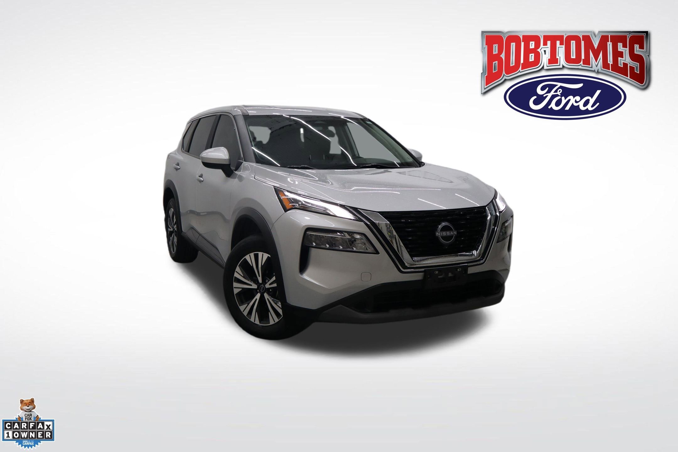 Used 2023 Nissan Rogue SV image 1