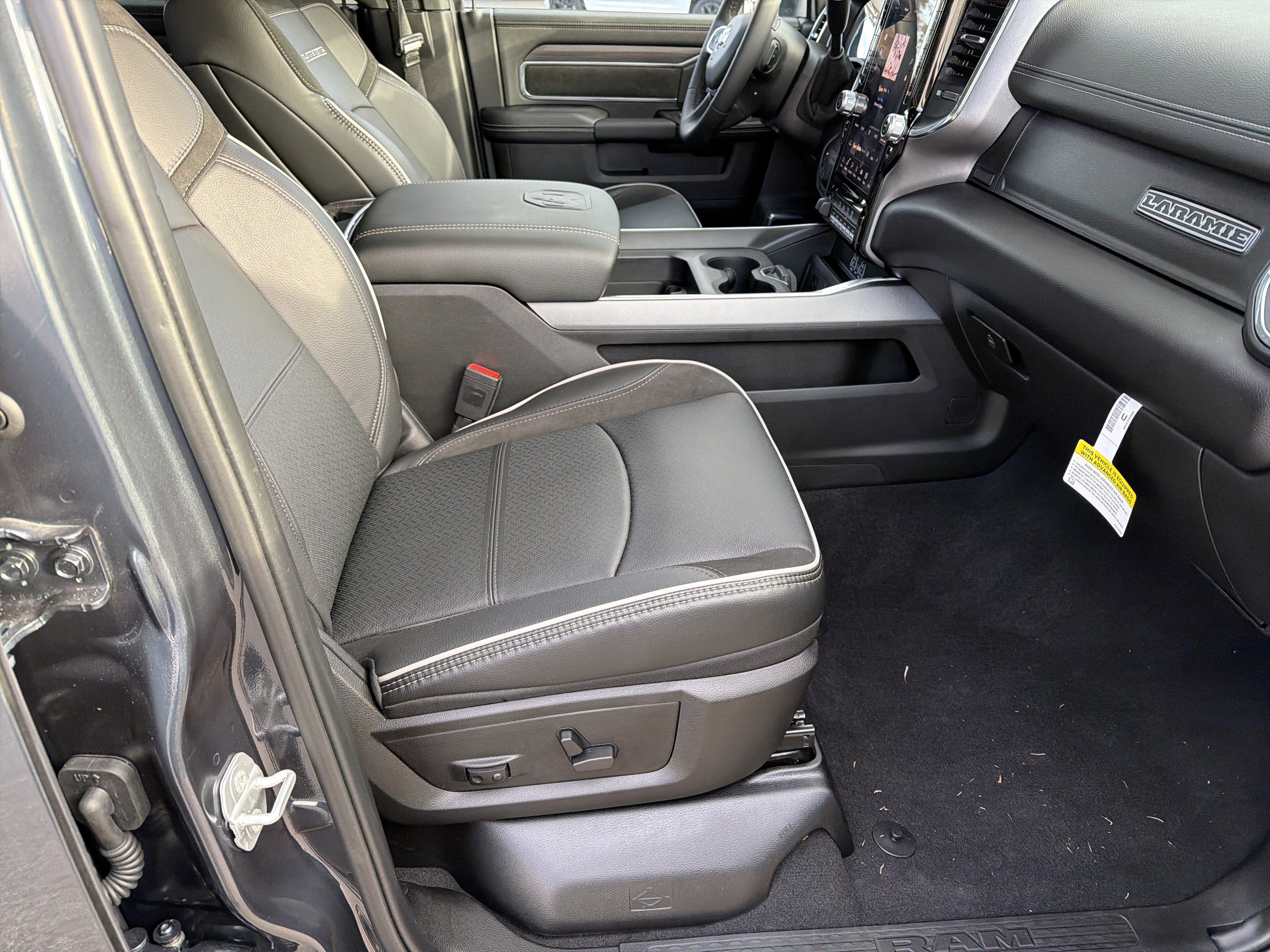 New 2025 RAM 2500 Laramie w/ Night Edition image 18