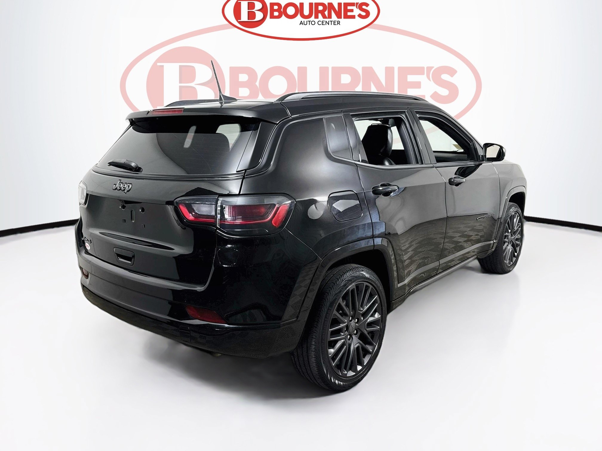 Used 2022 Jeep Compass High Altitude AWD/4WD image 12