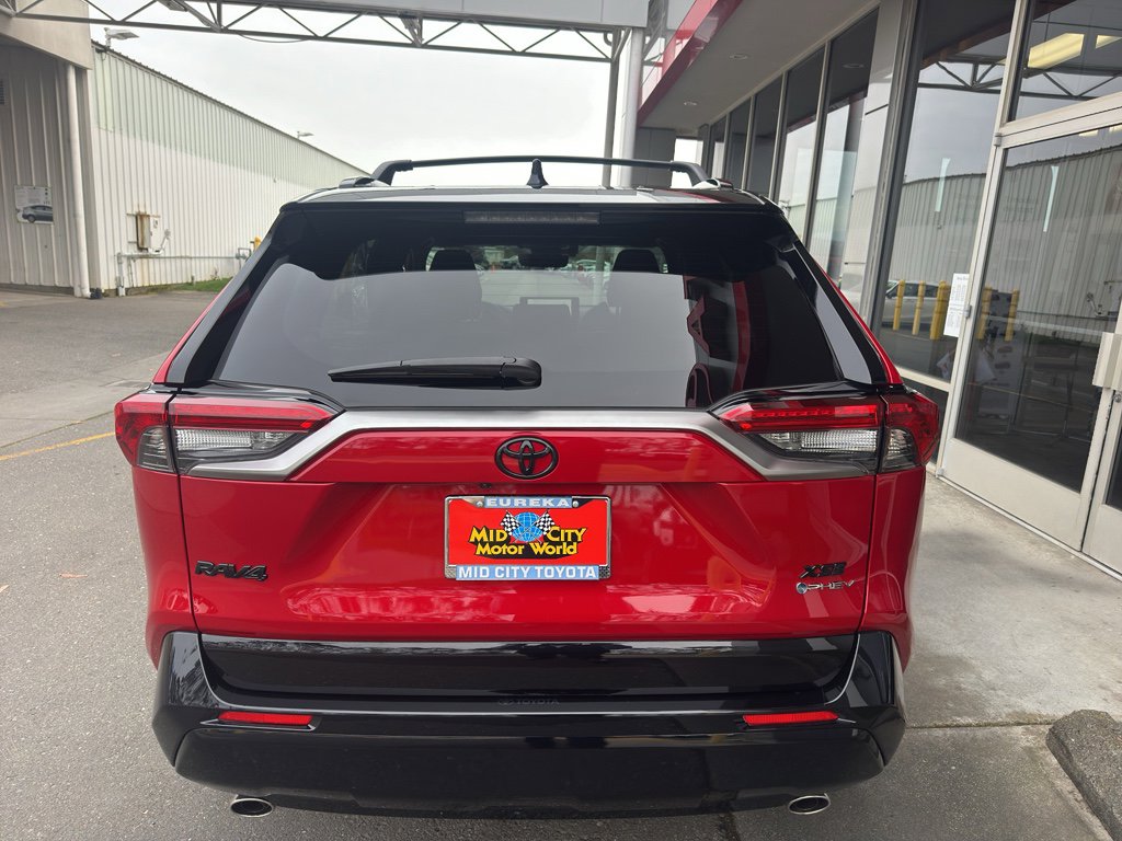 Used 2025 Toyota RAV4 XSE w/ Weather Package image 12