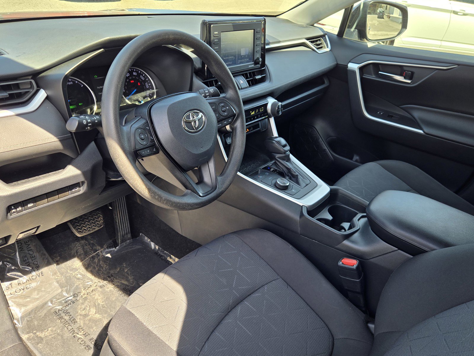 Used 2020 Toyota RAV4 XLE w/ Convenience Package image 10