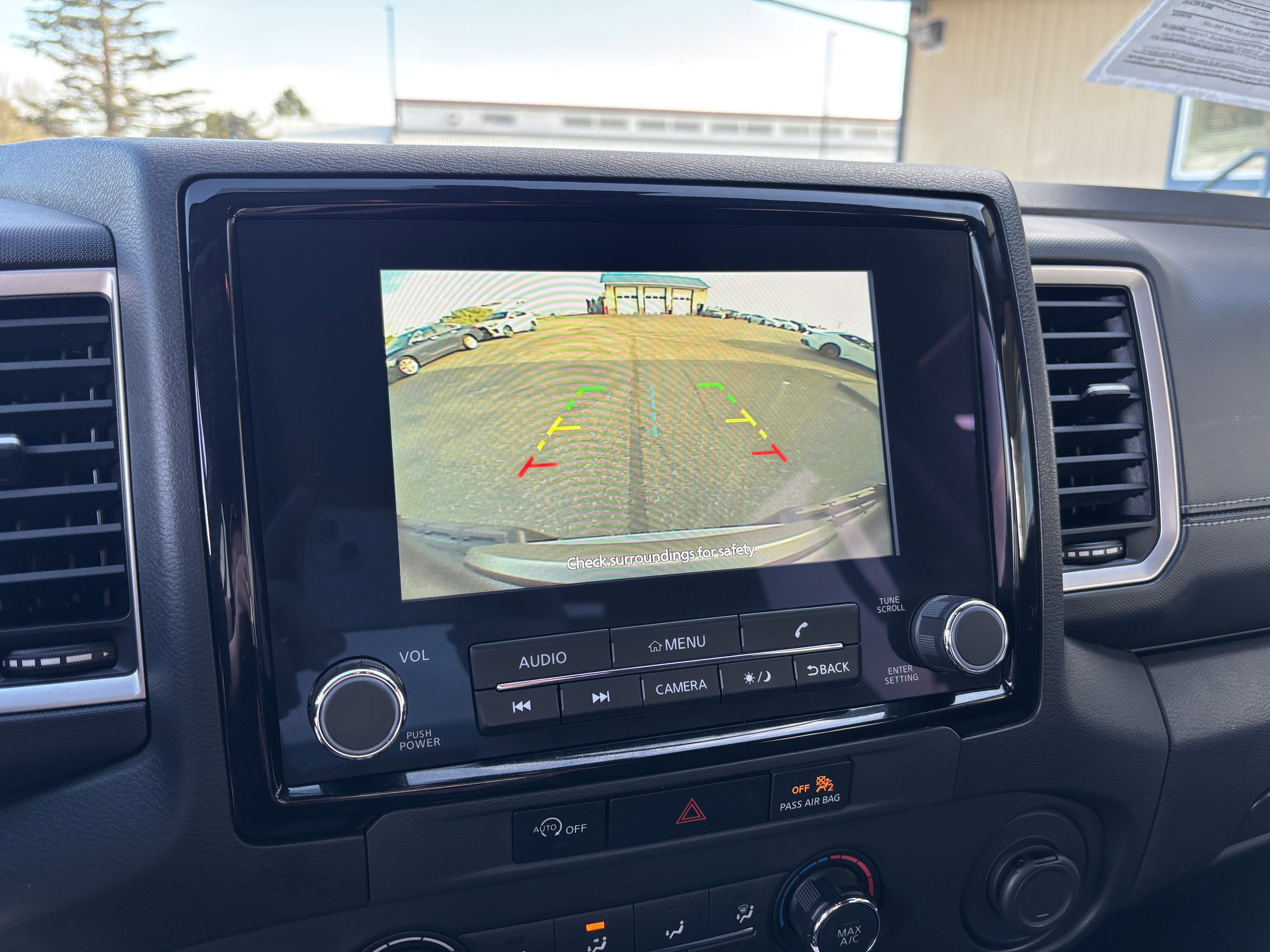 Used 2024 Nissan Frontier SV AWD/4WD image 29