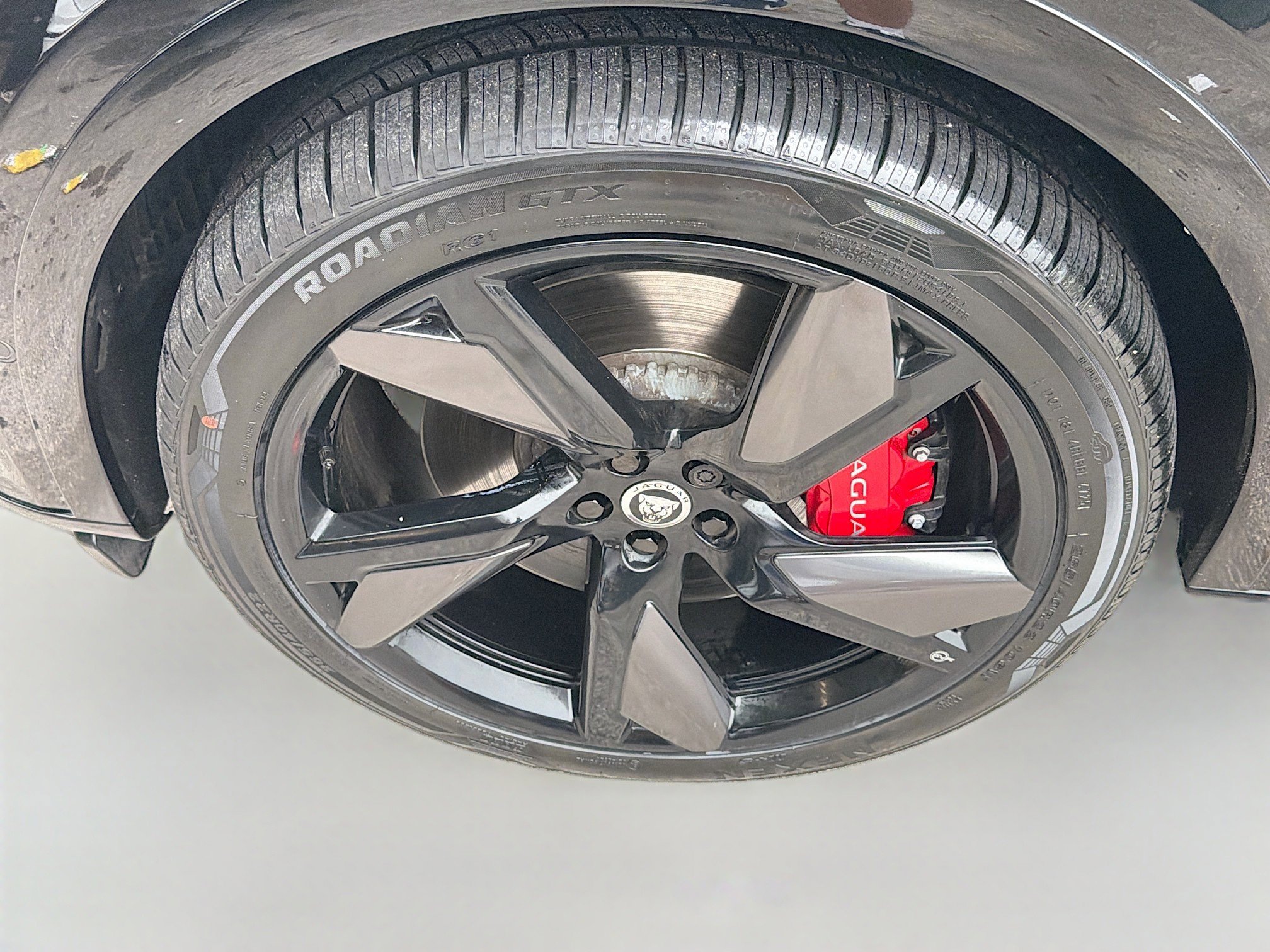 Used 2024 Jaguar F-PACE SVR AWD/4WD image 35