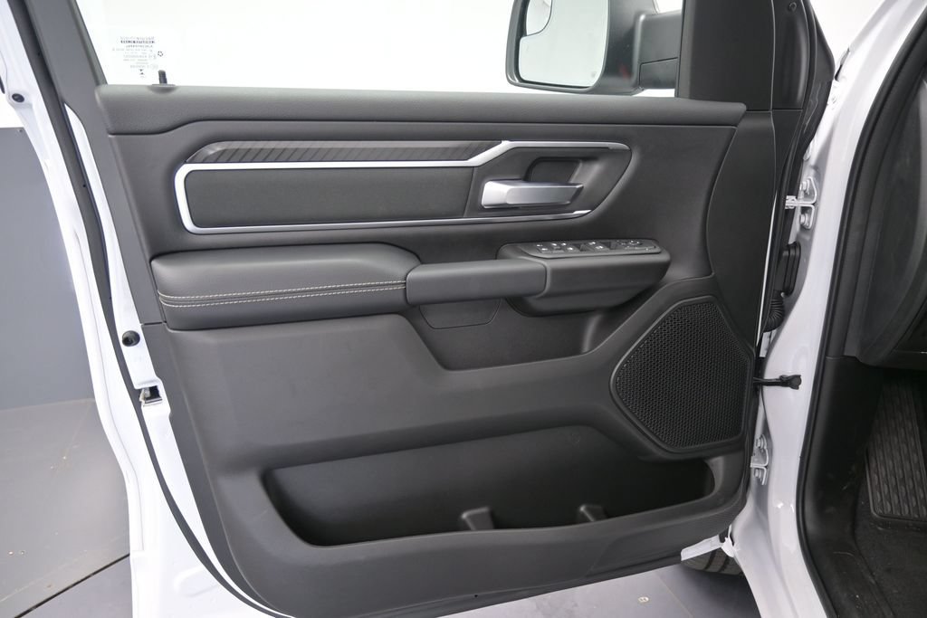 New 2026 RAM 1500 Big Horn AWD/4WD image 14
