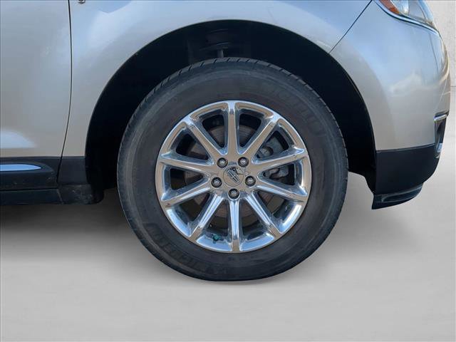 Used 2013 Lincoln MKX AWD image 23