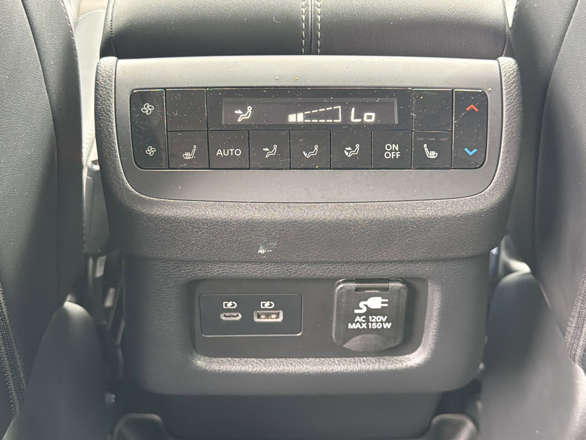 Used 2024 Nissan Pathfinder Platinum w/ Cargo Package AWD/4WD image 30