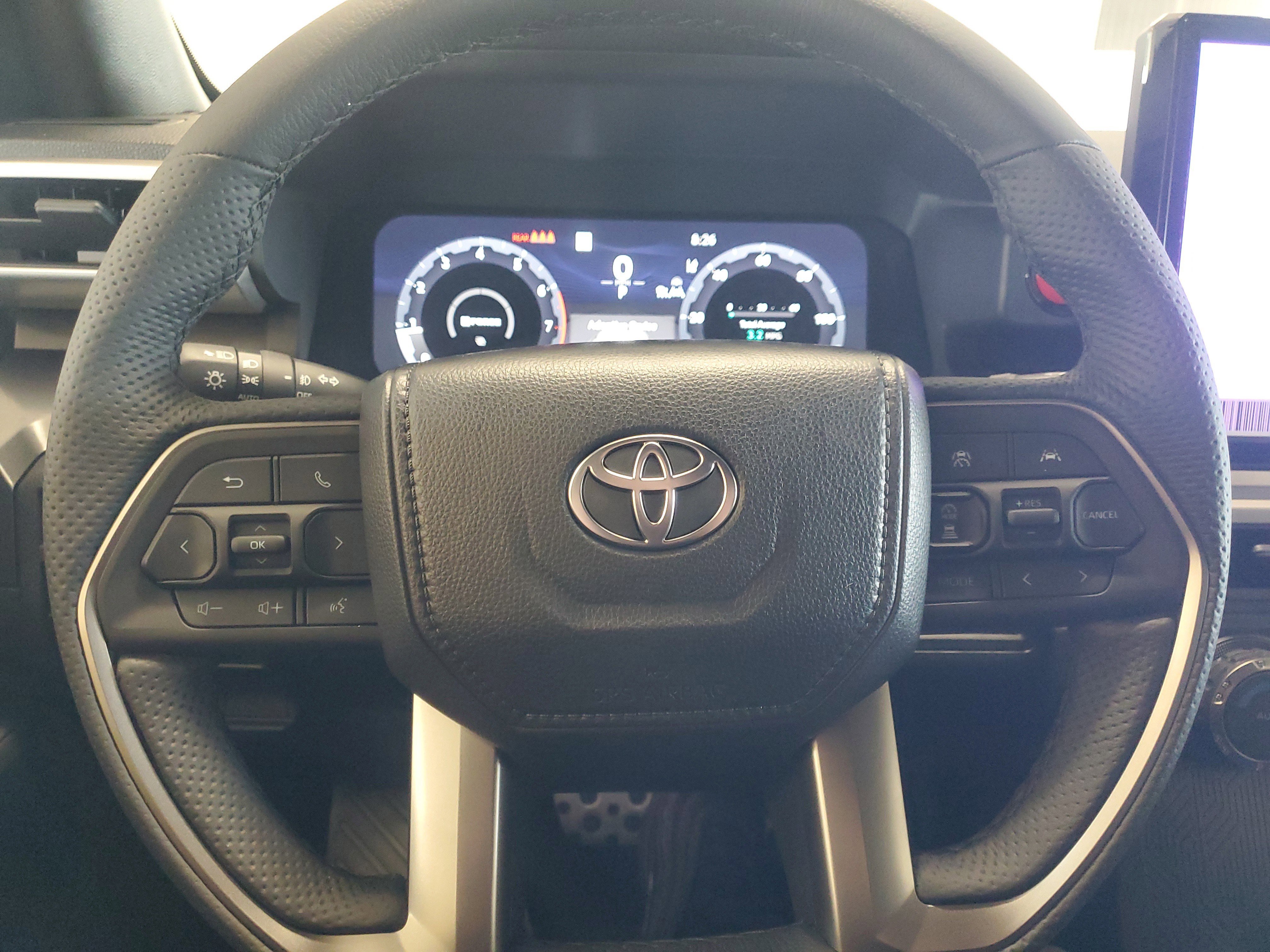 Used 2025 Toyota Tacoma TRD Sport image 22