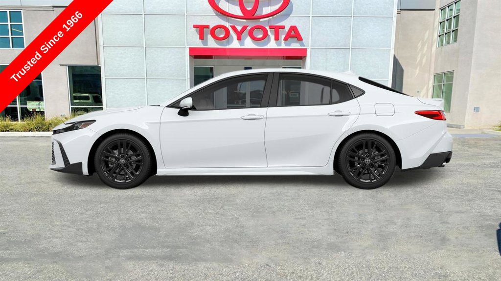 New 2026 Toyota Camry SE FWD image 3