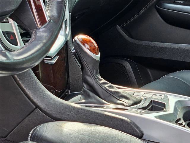 Used 2016 Cadillac SRX Luxury w/ Driver Awareness Package image 9