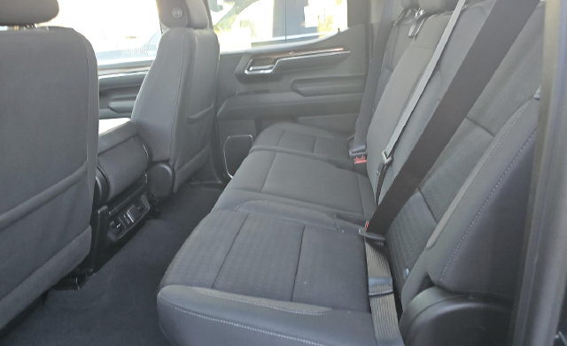 Used 2023 Chevrolet Silverado 1500 RST AWD/4WD image 13