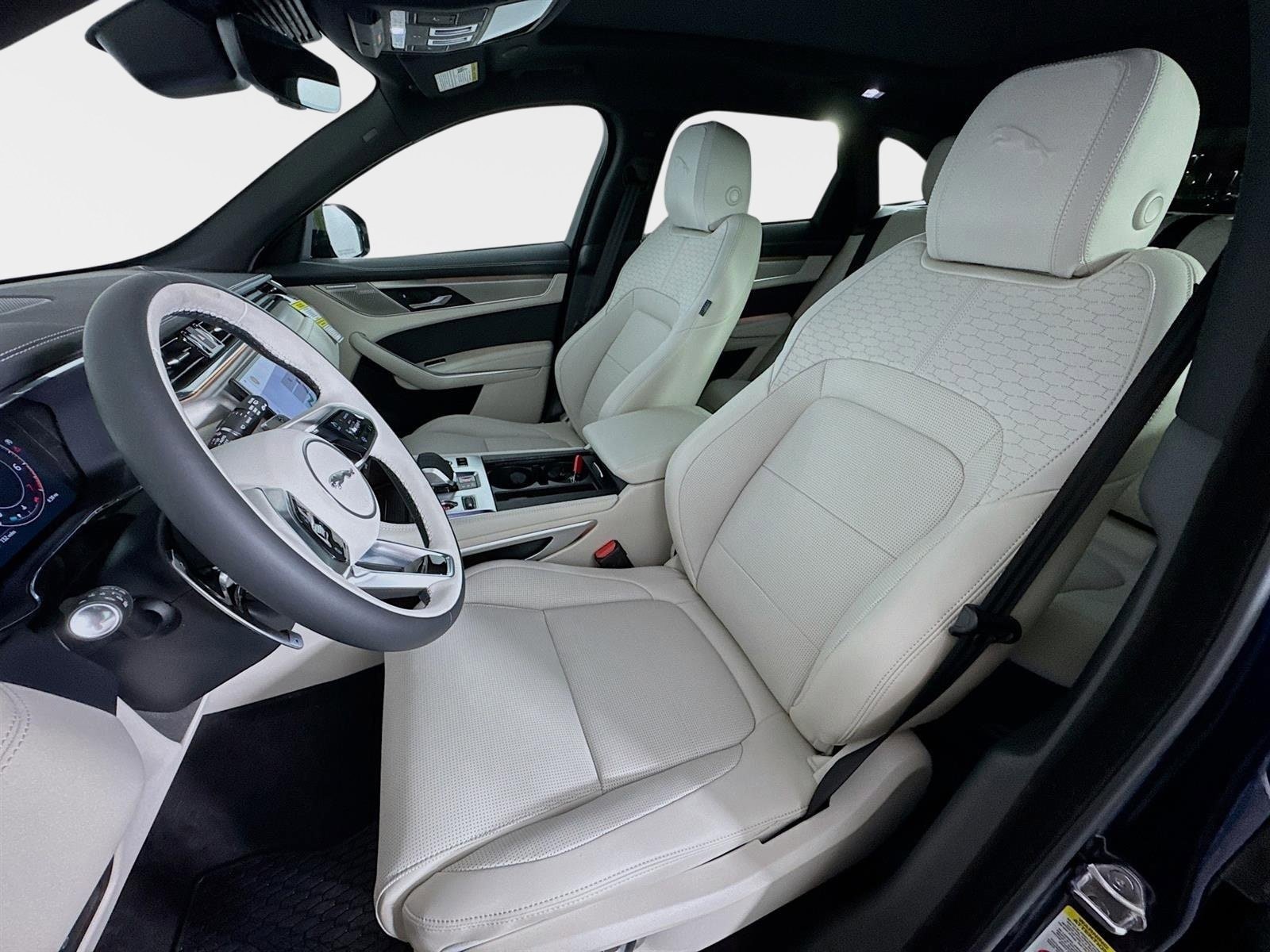 New 2026 Jaguar F-PACE R-Dynamic S AWD/4WD image 11