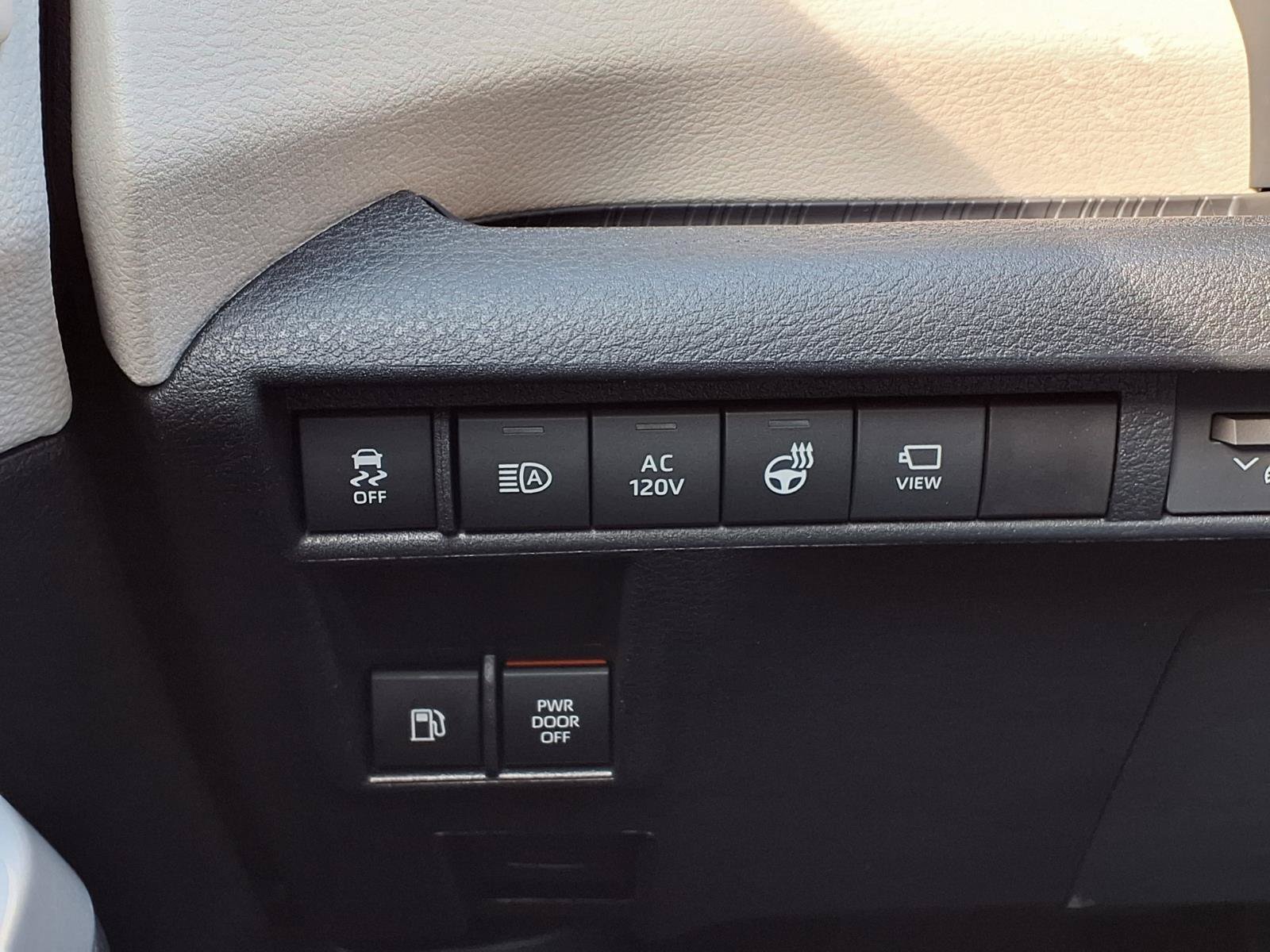 New 2026 Toyota Sienna Platinum AWD/4WD image 17