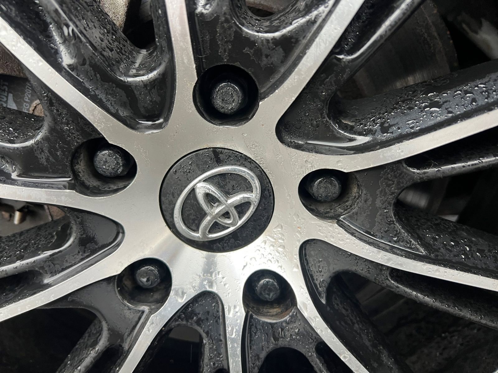 Used 2019 Toyota Camry SE FWD image 28