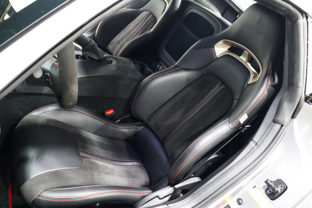 Used 2017 Dodge Viper ACR w/ Extreme Aero Package RWD image 32