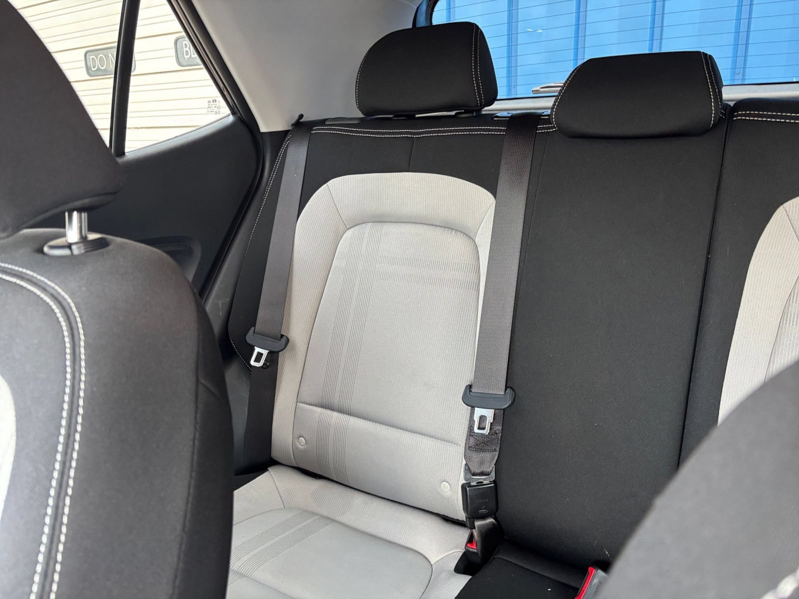 Used 2026 Hyundai Venue SEL FWD image 39
