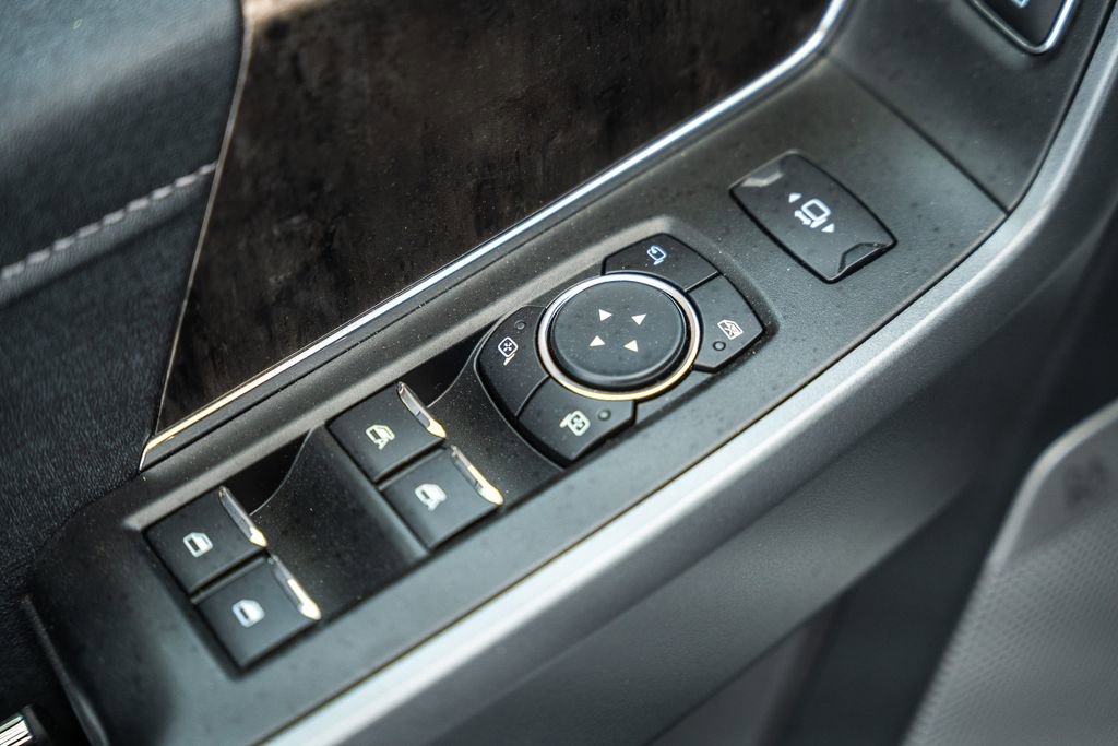 Used 2024 Ford F250 Lariat w/ Lariat Ultimate Package image 48