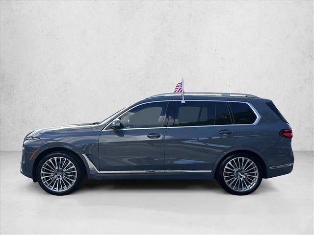 Used 2025 BMW X7 xDrive40i w/ Premium Package AWD/4WD image 8