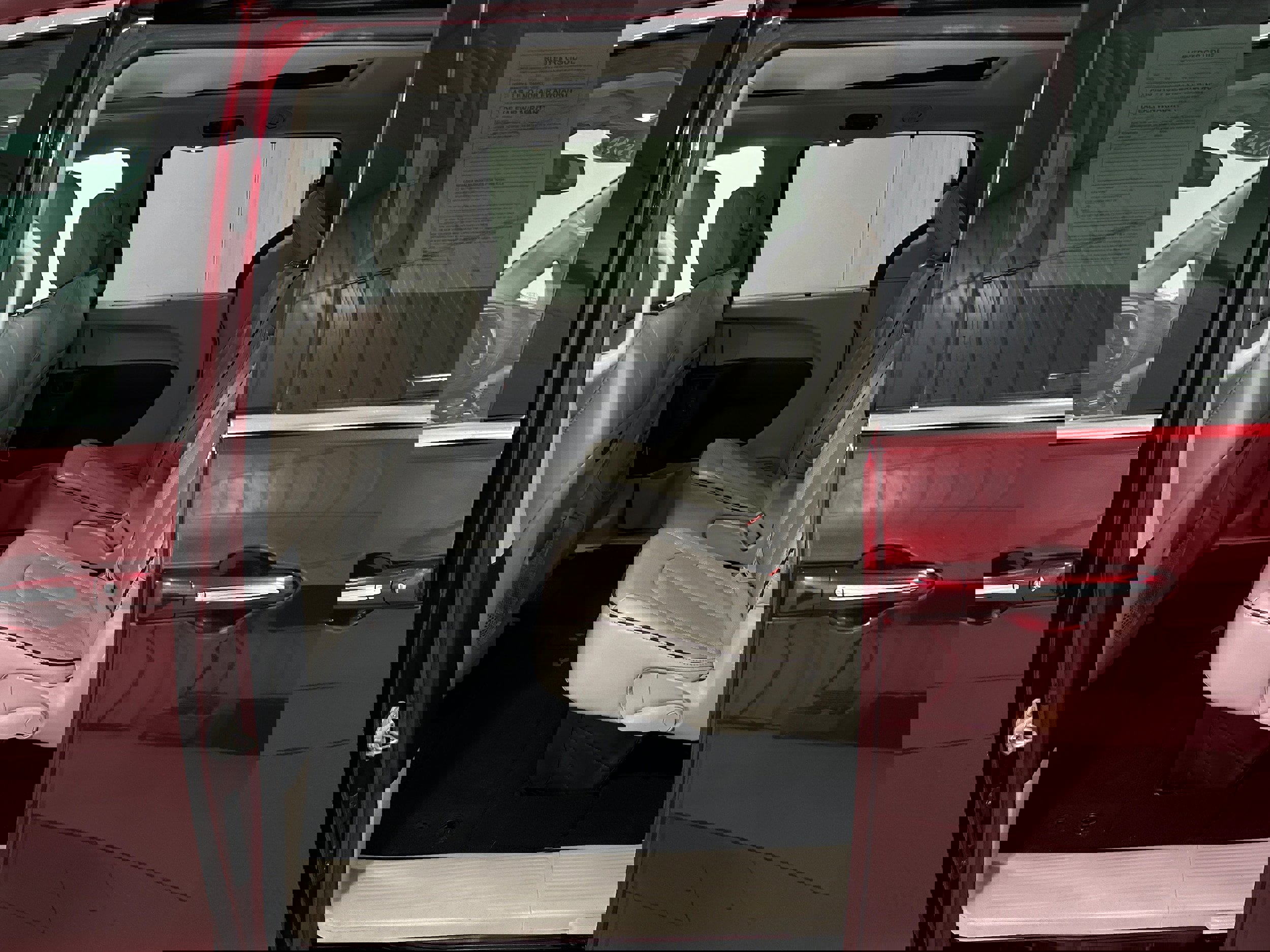 Used 2020 Chrysler Pacifica Limited image 29