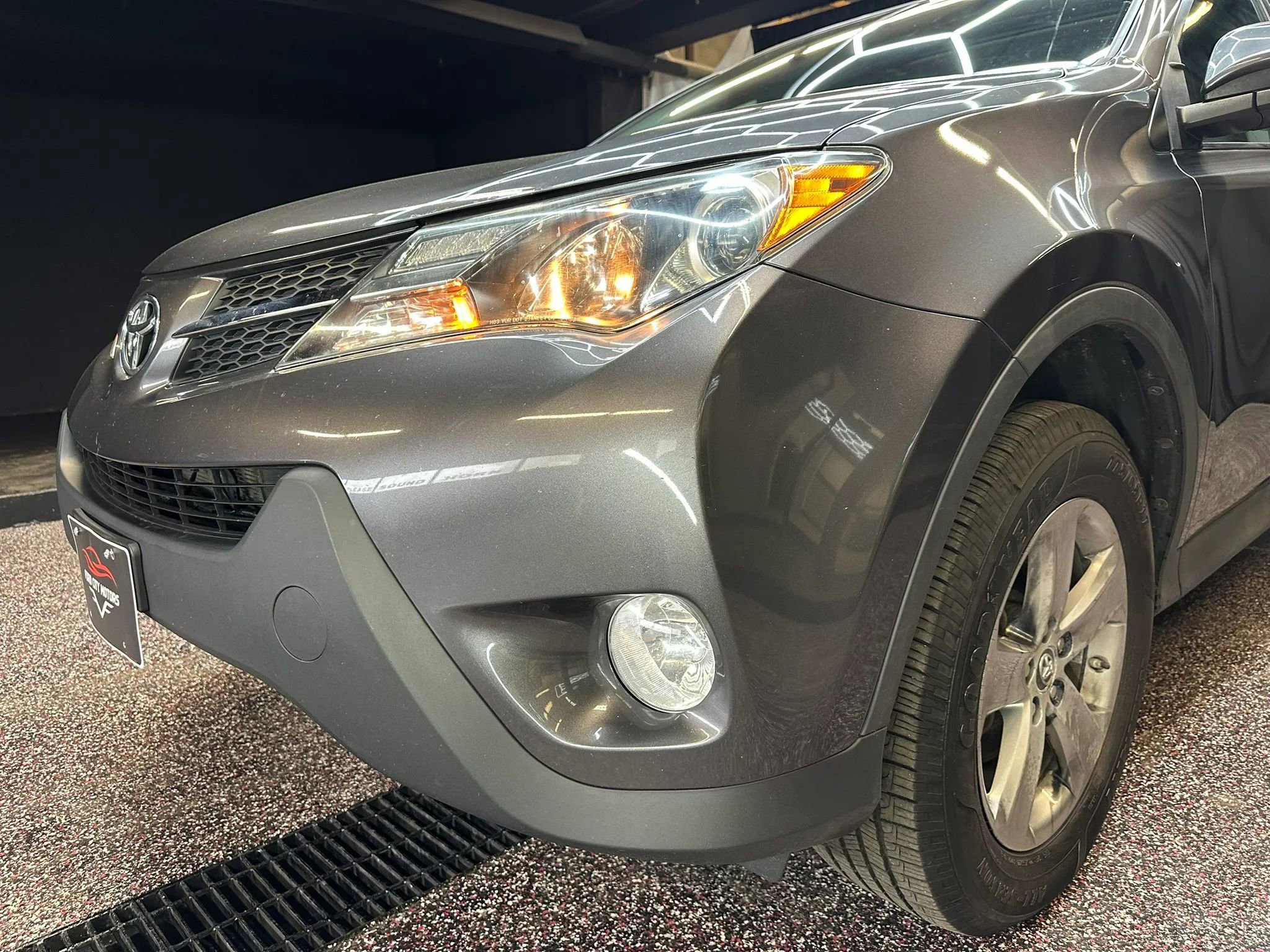 Used 2015 Toyota RAV4 XLE image 32