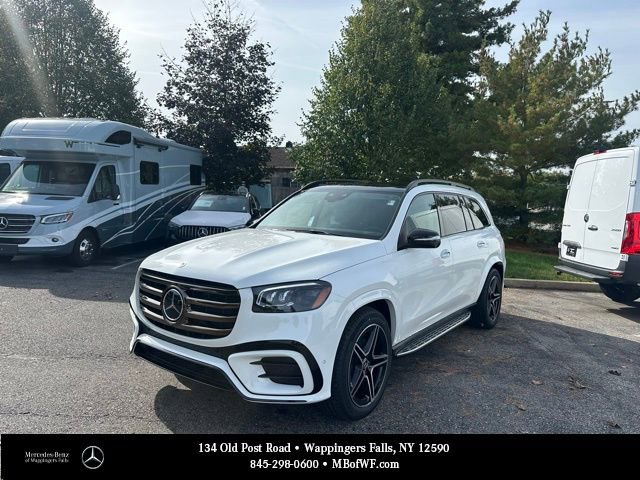 New 2026 Mercedes-Benz GLS 450 4MATIC image 1