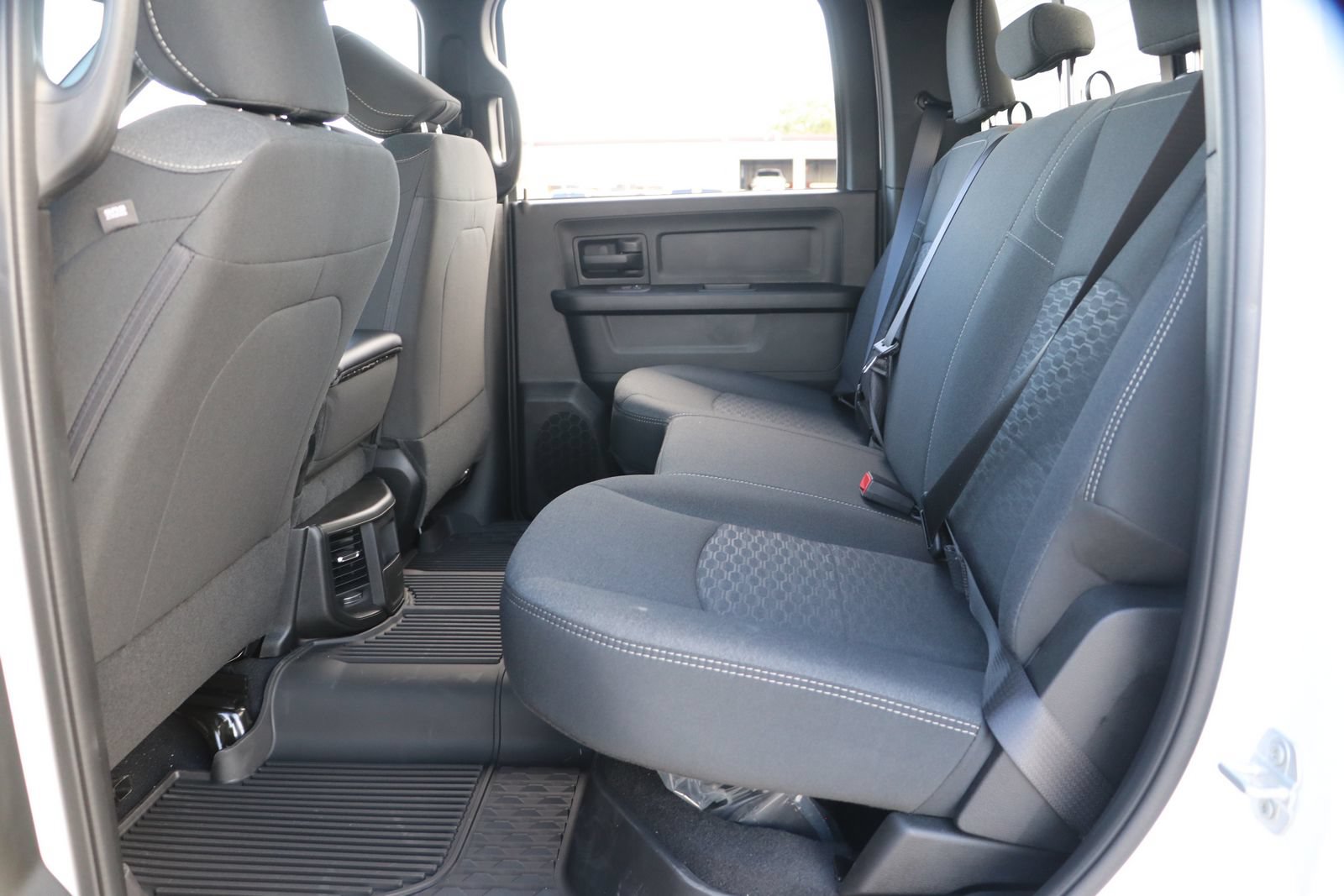 New 2026 RAM 2500 Tradesman AWD/4WD image 28