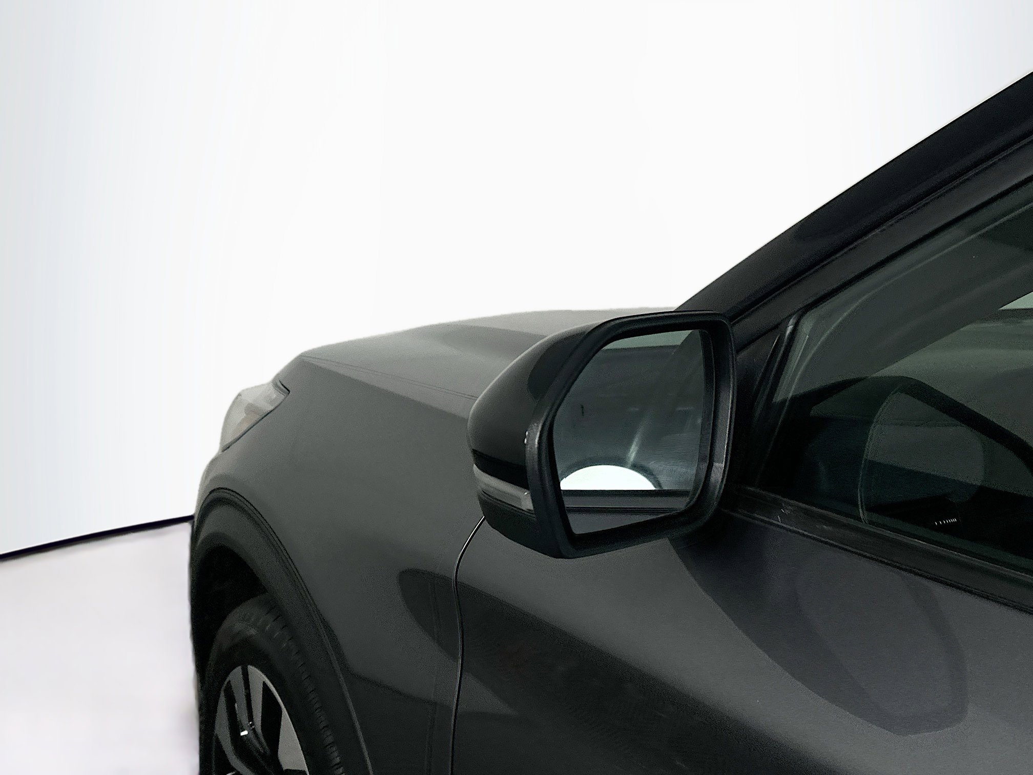 Used 2025 Ford Explorer Platinum w/ LUX Leather Package AWD/4WD image 16