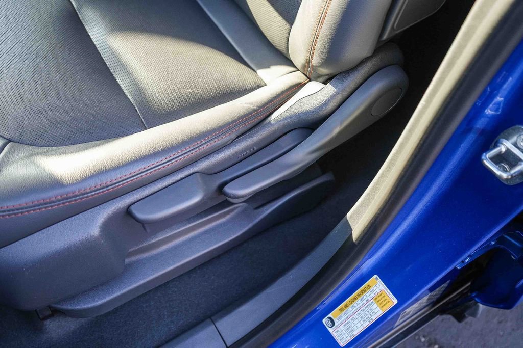 Used 2019 Chevrolet Bolt Premier FWD image 21