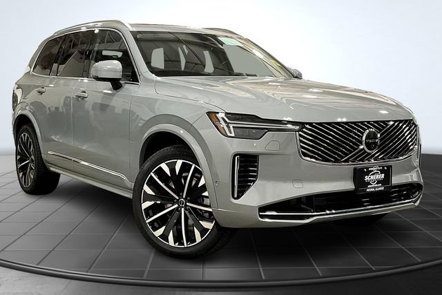 New 2026 Volvo XC90 B6 Plus w/ Protection Package Premier image 3