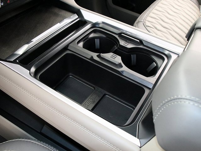 New 2026 Ford F450 Platinum w/ Platinum Plus Package image 30