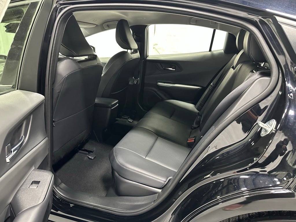 Used 2025 Toyota Prius XLE image 45