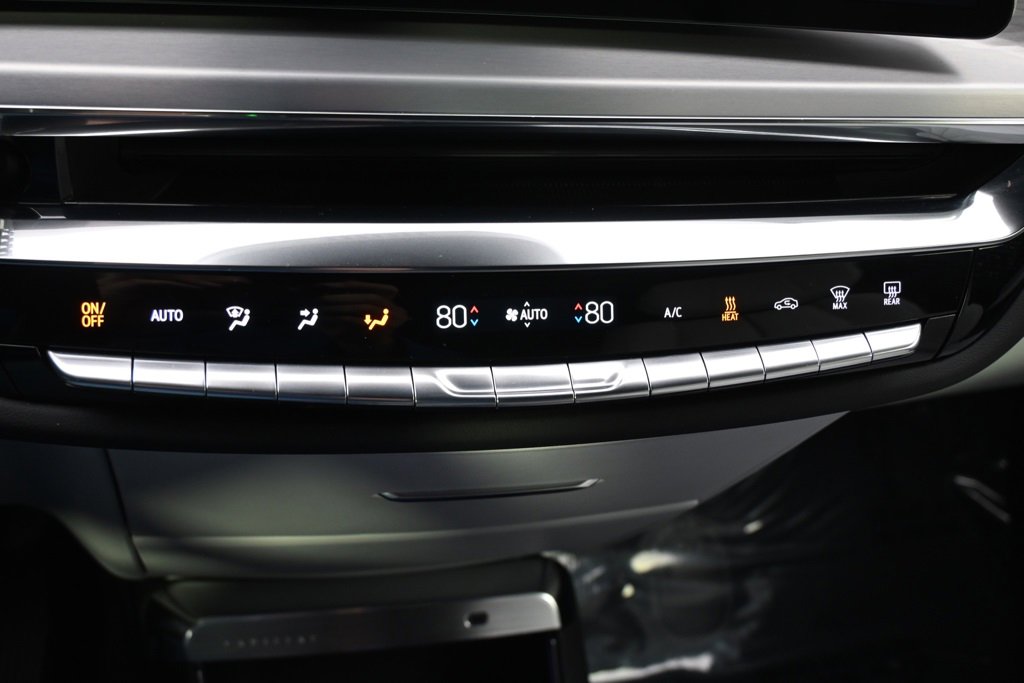 New 2025 Cadillac Lyriq Sport image 30