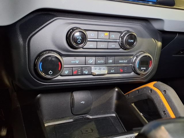 Certified 2021 Ford Bronco Badlands AWD/4WD image 8