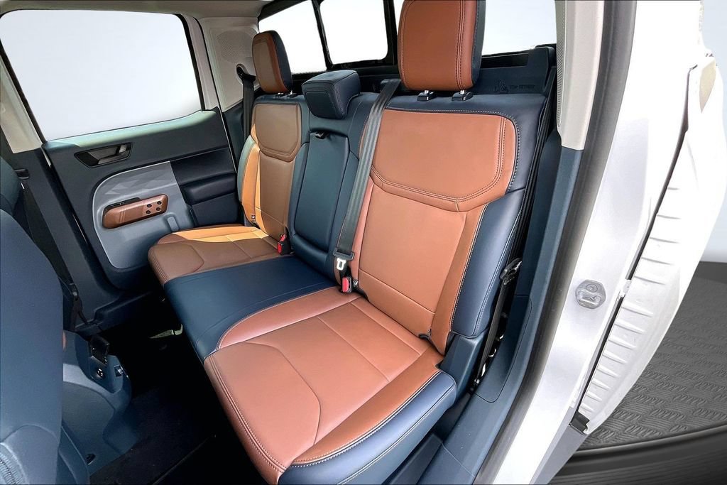 Used 2022 Ford Maverick Lariat w/ Lariat Luxury Package FWD image 24