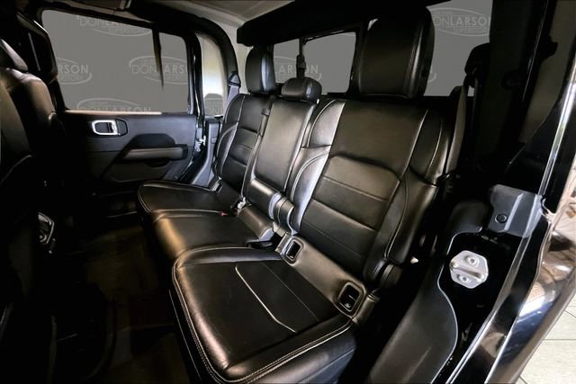 Used 2020 Jeep Gladiator Overland AWD/4WD image 15