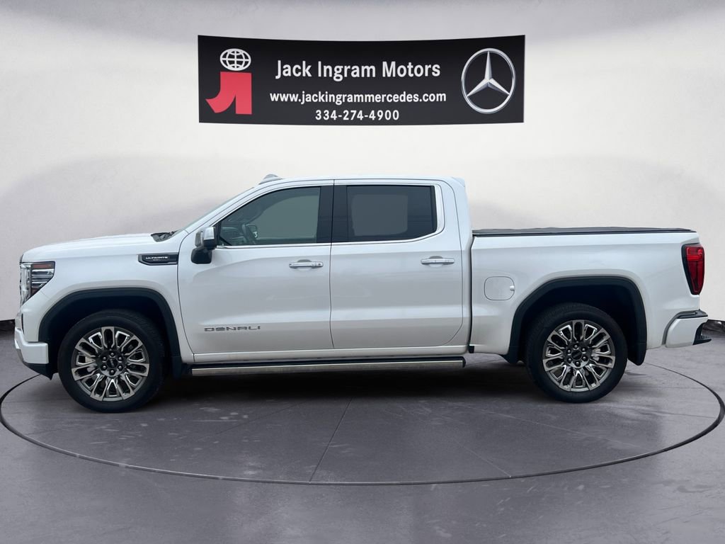 Used 2024 GMC Sierra 1500 Denali Ultimate image 2