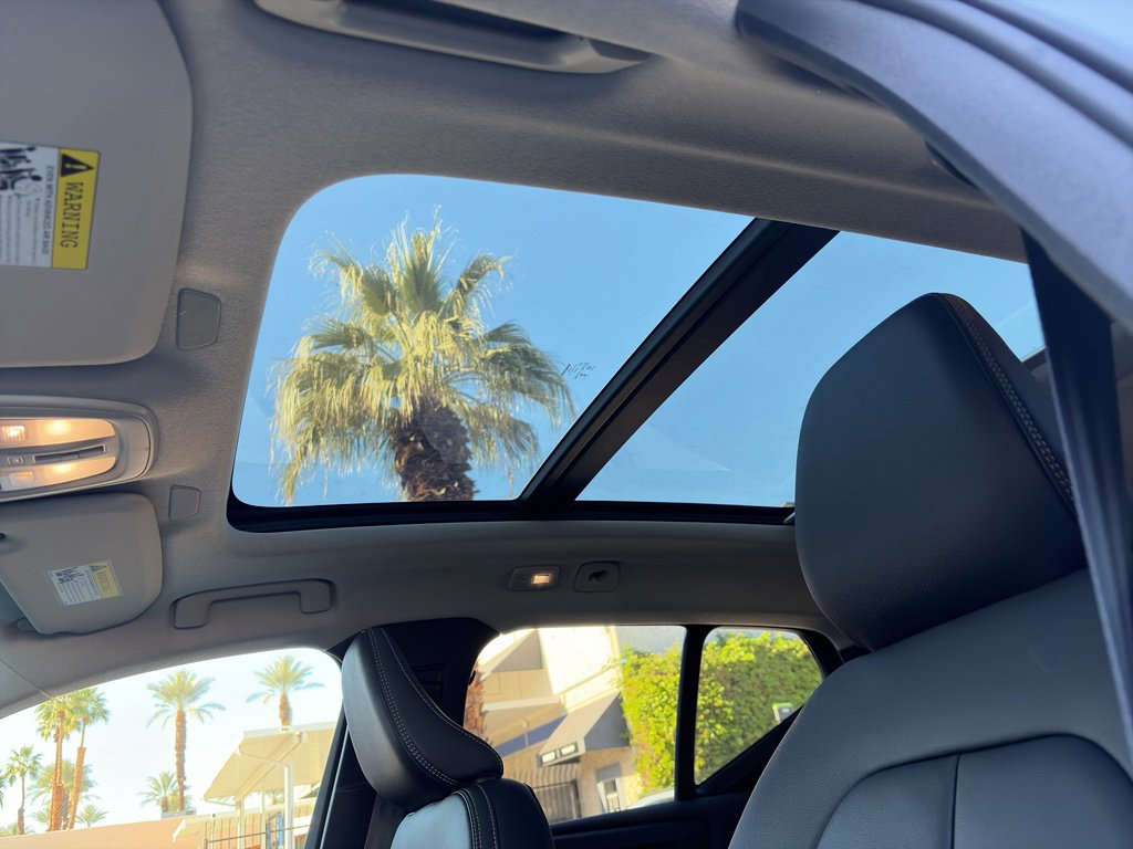 New 2026 Volvo XC40 B4 Core w/ Protection Package image 19