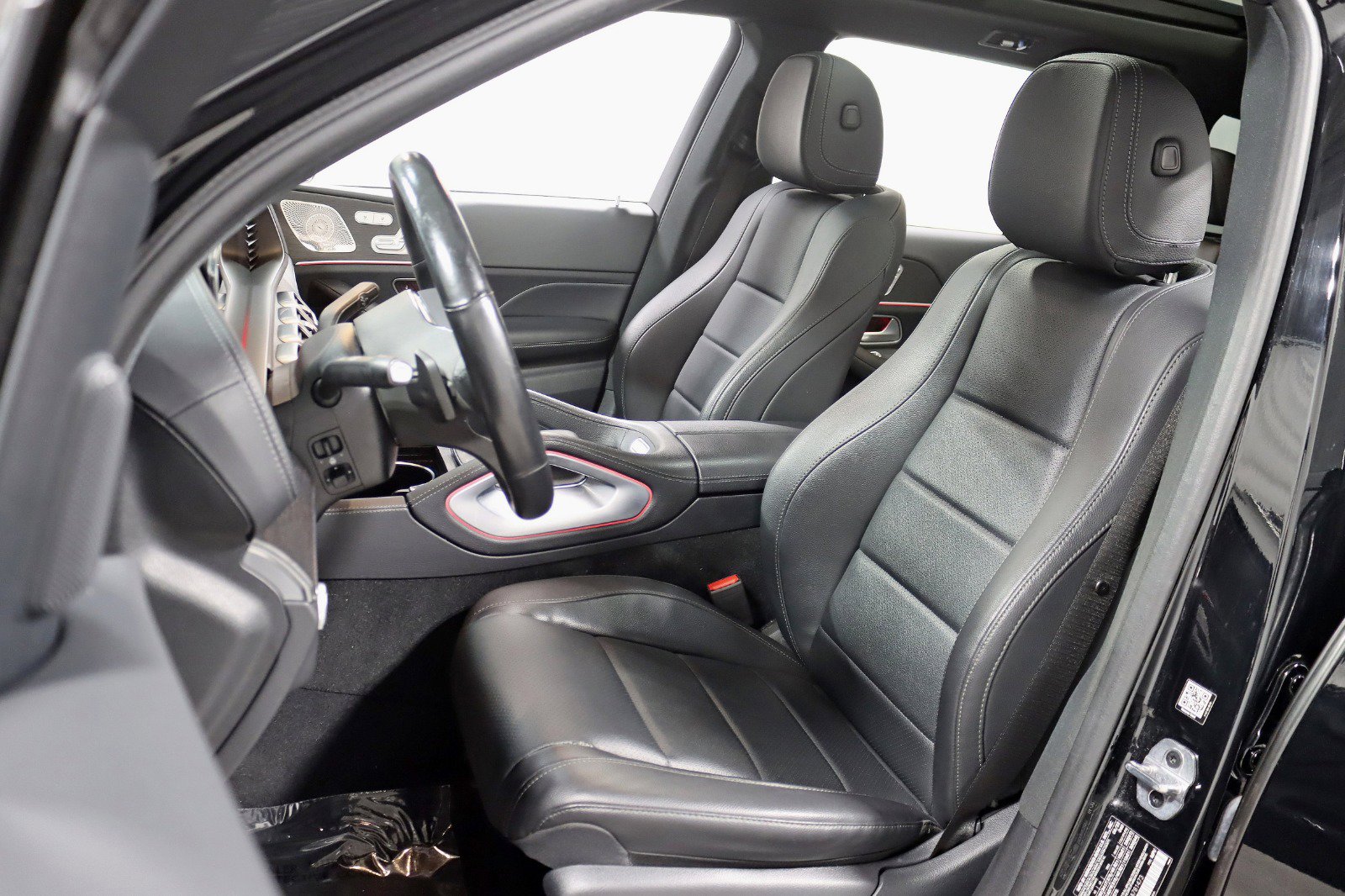 Used 2022 Mercedes-Benz GLS 450 4MATIC w/ AMG Line Exterior image 31
